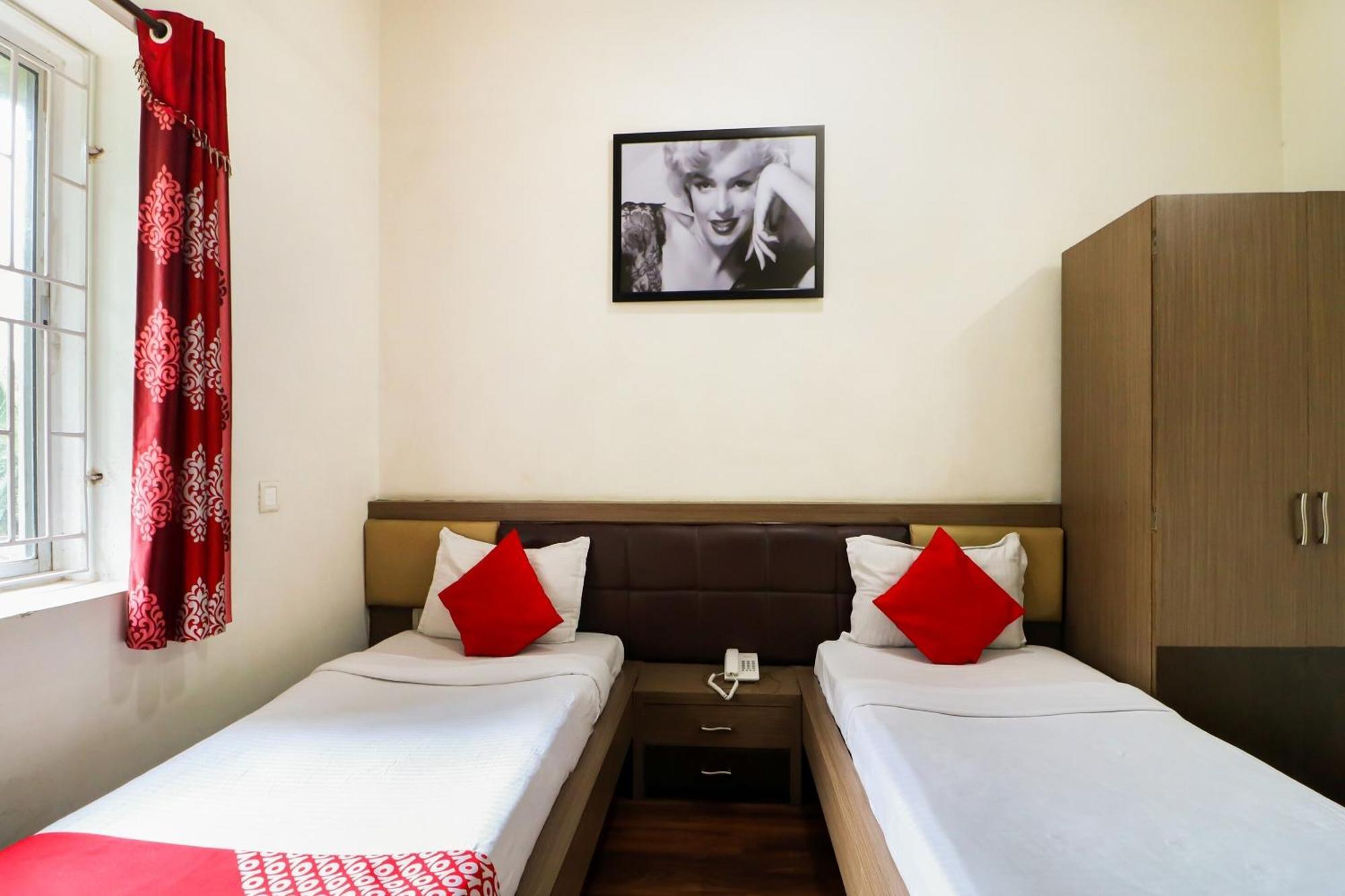 Oyo Flagship 1805 Hotel Star Delight Panchuria Екстериор снимка